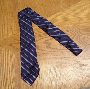 Striped Navy and Pink Men's Tie